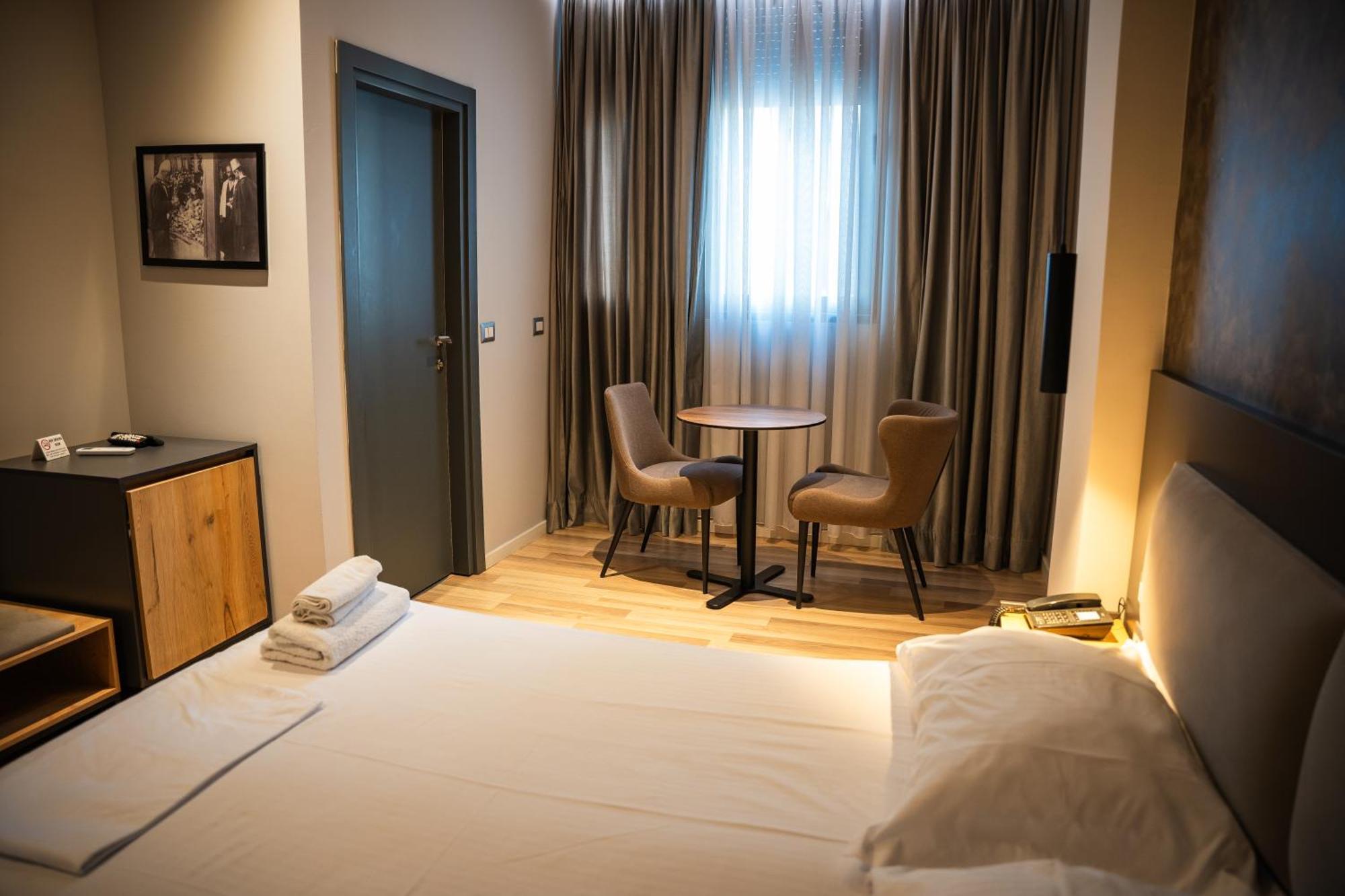 Center Boutique Hotel Τίρανα Εξωτερικό φωτογραφία