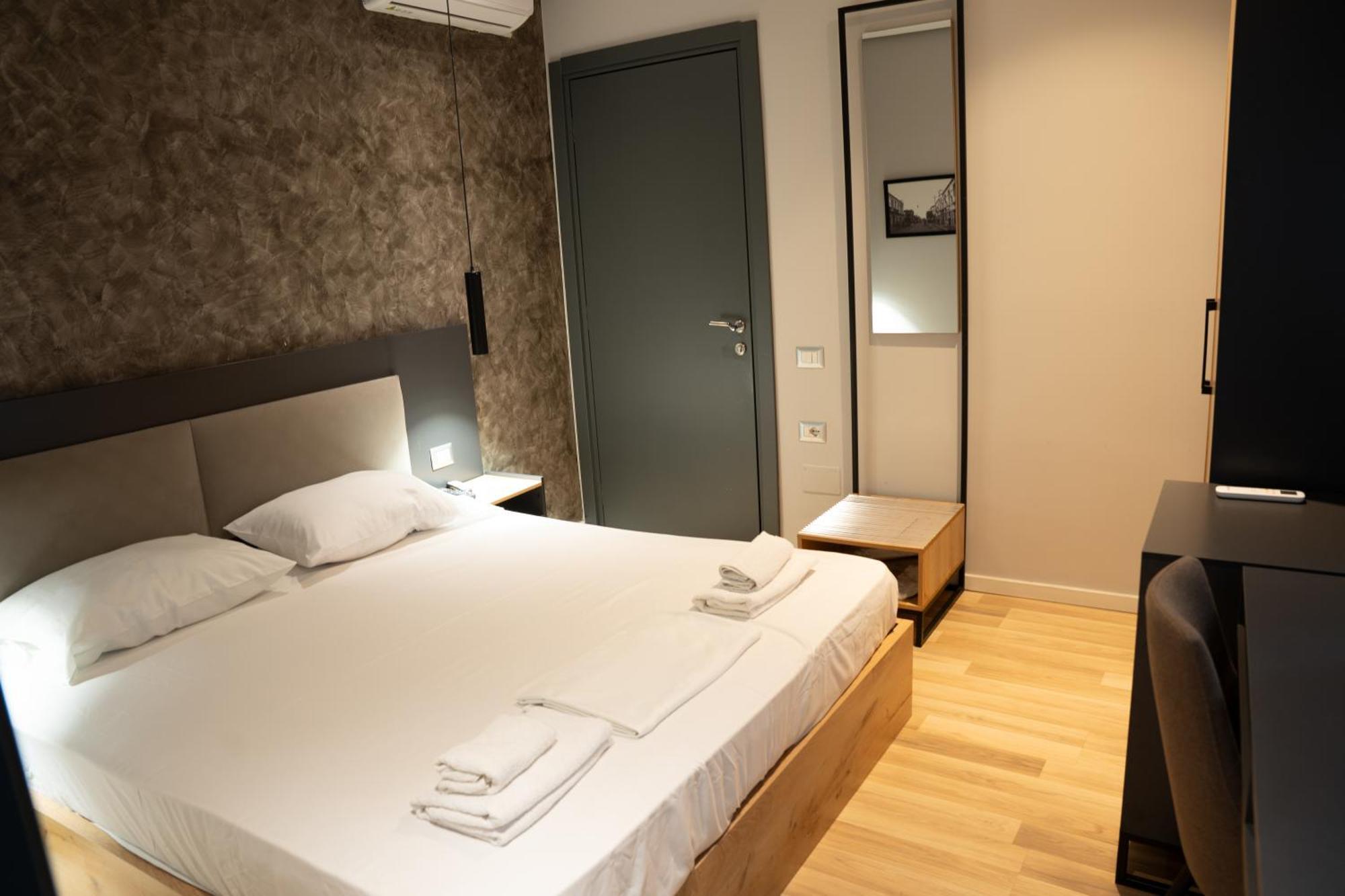 Center Boutique Hotel Τίρανα Εξωτερικό φωτογραφία